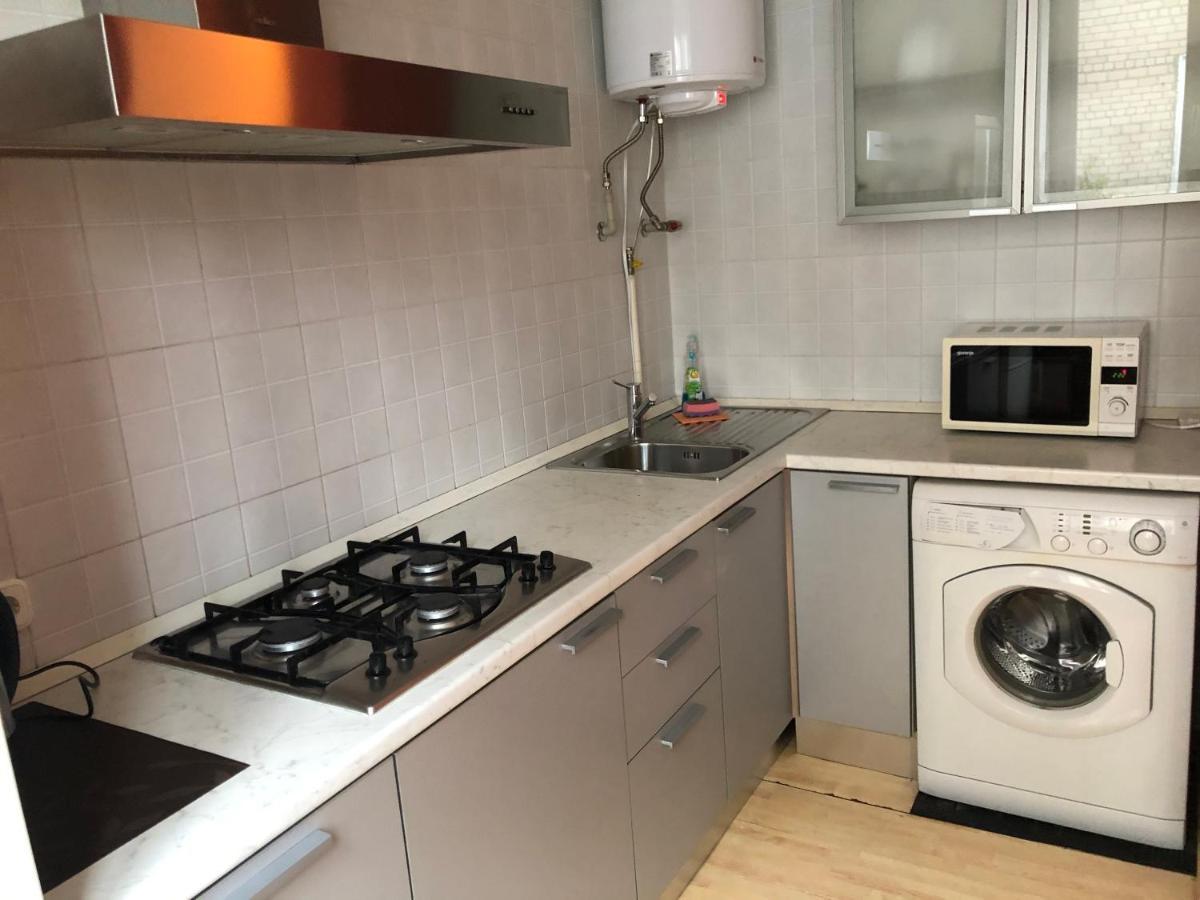 Apartment Doba In Ua Hoholya *